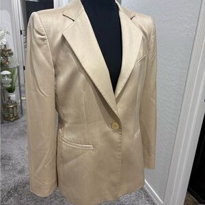 Vintage Armani made in Italy beige blazer